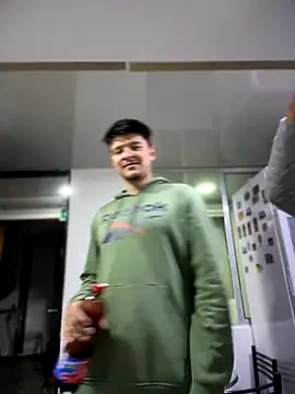 Nick Juniorr online show from 10-17-25, 02:59