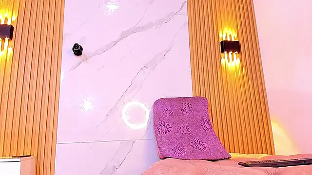 Snapshot of Ethan_thouse chatting on 11-06-25, 07:42 Ethan thouse online show from 11-06-25, 07:42