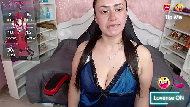 lexy moon  online show from 10-30-25, 09:48