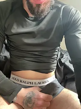 Snapshot of beardedprince chatting on 05-21-26, 11:06 beardedprince online show from 05-21-26, 11:06