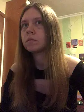 LunaVirelle online show from 11-23-25, 04:51