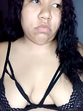 Snapshot of AprilBelmore chatting on 10-09-25, 05:05 AprilBelmore online show from 10-09-25, 05:05