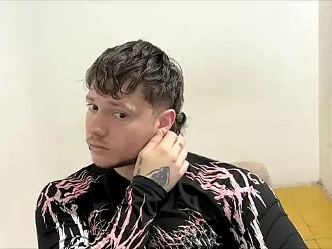 Skol 100802 online show from 03-17-26, 01:25