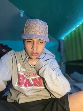 Snapshot of pabonsito2 chatting on 10-15-25, 01:50 pabonsito2 online show from 10-15-25, 01:50