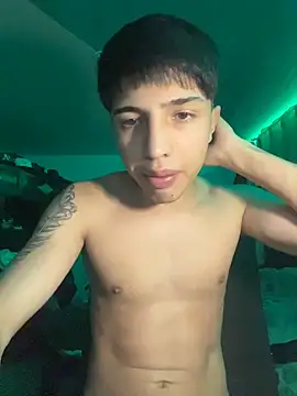 Snapshot of pabonsito2 chatting on 10-24-25, 03:25 pabonsito2 online show from 10-24-25, 03:25