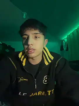 Snapshot of pabonsito2 chatting on 10-30-25, 02:13 pabonsito2 online show from 10-30-25, 02:13