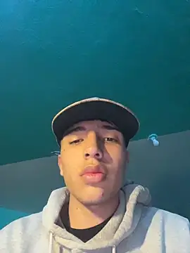 Snapshot of pabonsito2 chatting on 11-04-25, 02:10 pabonsito2 online show from 11-04-25, 02:10