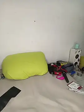 Snapshot of Lucy_colee chatting on 11-12-25, 04:51 Lucy colee online show from 11-12-25, 04:51