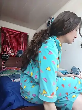 Snapshot of Lucy_colee chatting on 11-18-25, 04:44 Lucy colee online show from 11-18-25, 04:44