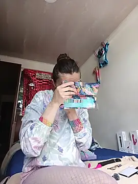 Snapshot of Lucy_colee chatting on 11-21-25, 03:33 Lucy colee online show from 11-21-25, 03:33