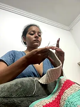 Snapshot of mariacamilagg chatting on 11-16-25, 08:36 mariacamilagg online show from 11-16-25, 08:36