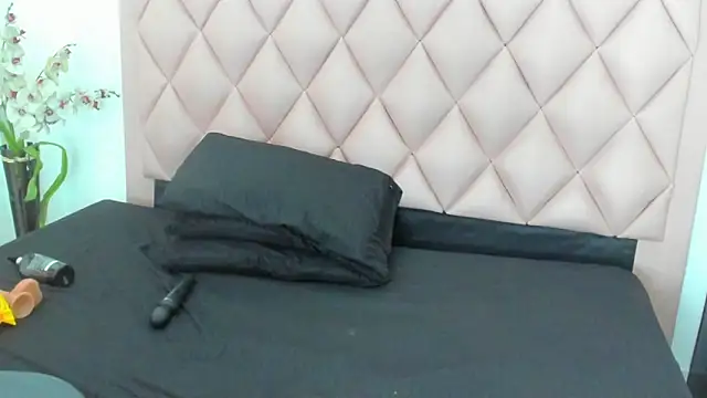 Snapshot of Rosse__Carter1 chatting on 06-03-26, 08:36 Rosse Carter1 online show from 06-03-26, 08:36