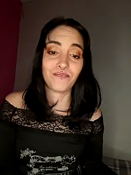 JulieGoth online show from 10-20-25, 02:23