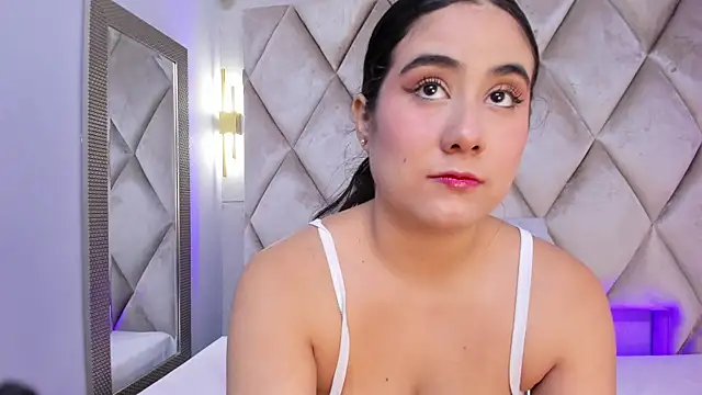 Snapshot of GabyParker_ chatting on 11-03-25, 12:39 GabyParker online show from 11-03-25, 12:39