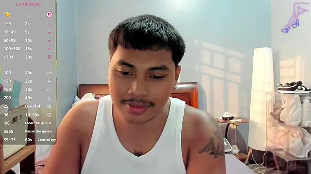 LuisitoJuancho55 online show from 04-13-26, 09:04