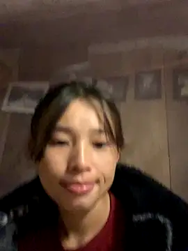 Snapshot of Han-han123 chatting on 10-24-25, 08:05 Han-han123 online show from 10-24-25, 08:05