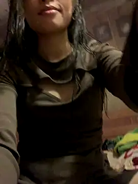 Snapshot of Han-han123 chatting on 10-26-25, 02:12 Han-han123 online show from 10-26-25, 02:12