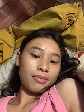 Snapshot of Han-han123 chatting on 11-11-25, 09:37 Han-han123 online show from 11-11-25, 09:37