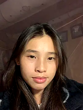 Snapshot of Han-han123 chatting on 11-20-25, 02:17 Han-han123 online show from 11-20-25, 02:17