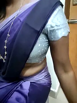 Tamilmallu-duskygirl03 online show from 12-18-25, 07:47