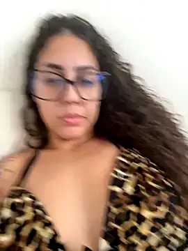 Snapshot of mel_casada chatting on 10-15-25, 07:25 mel casada online show from 10-15-25, 07:25