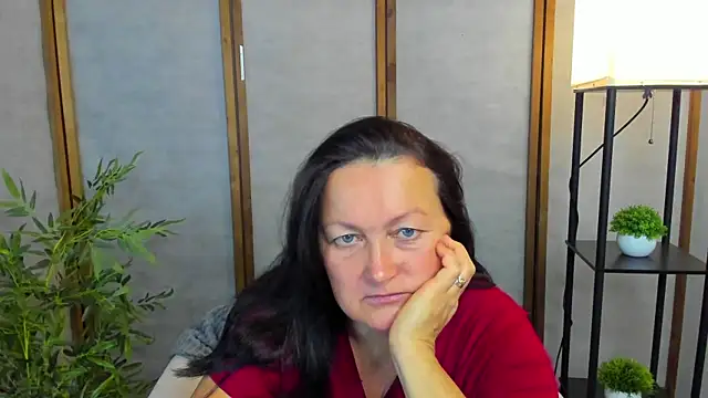 hottyannaa online show from 10-14-25, 02:34