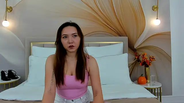 AnnaJonson online show from 11-17-25, 03:01