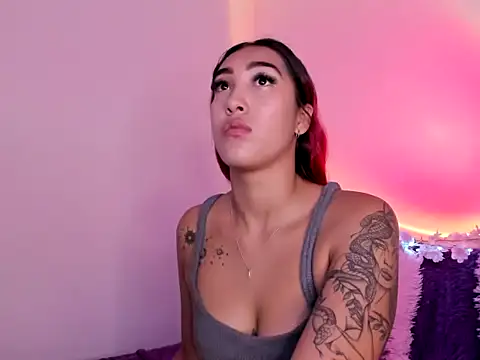 HeidyRousse online show from 11-15-25, 08:55