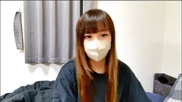 Snapshot of ODORI8300 chatting on 04-19-26, 05:34 ODORI8300 online show from 04-19-26, 05:34