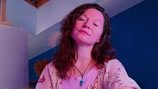 AuroraBorealis   online show from 12-21-25, 06:20