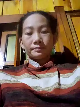 Snapshot of gio-thu chatting on 10-26-25, 04:46 gio-thu online show from 10-26-25, 04:46