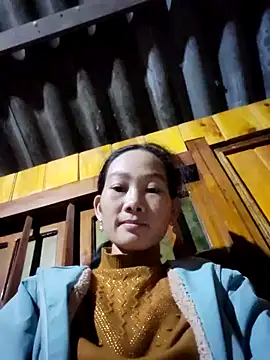 Snapshot of gio-thu chatting on 11-03-25, 02:07 gio-thu online show from 11-03-25, 02:07