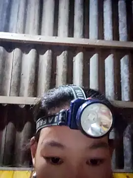 Snapshot of gio-thu chatting on 11-07-25, 04:18 gio-thu online show from 11-07-25, 04:18