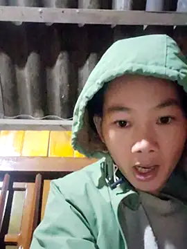 Snapshot of gio-thu chatting on 11-20-25, 07:13 gio-thu online show from 11-20-25, 07:13