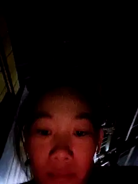 Snapshot of gio-thu chatting on 11-28-25, 06:10 gio-thu online show from 11-28-25, 06:10