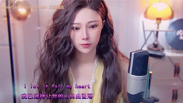 Snapshot of cherry-fa chatting on 10-15-25, 03:28 cherry-fa online show from 10-15-25, 03:28