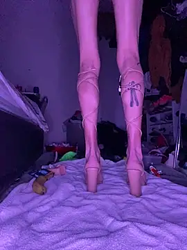 Snapshot of Nectarioteins chatting on 12-20-25, 06:53 Nectarioteins online show from 12-20-25, 06:53