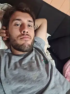 hique25 online show from 10-28-25, 04:31