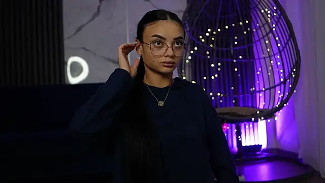 RachelRavee online show from 12-01-25, 05:12