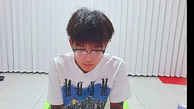 KK-cuteboy online show from 07-18-26, 11:25