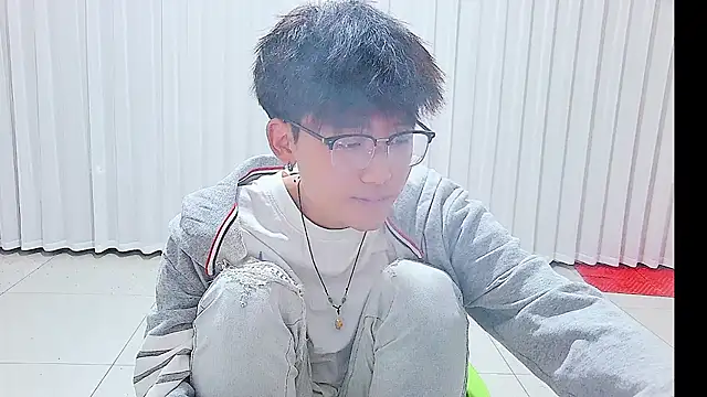 KK-cuteboy online show from 07-20-26, 11:23
