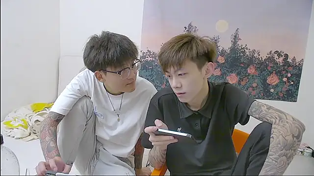 KK-cuteboy online show from 07-23-26, 12:47