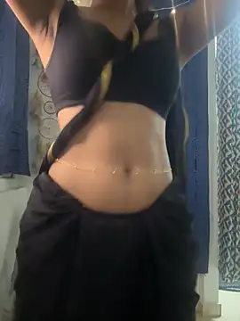 Snapshot of Miami_198 chatting on 10-22-25, 04:51 Miami 198 online show from 10-22-25, 04:51