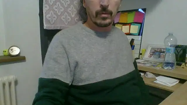 Snapshot of Kawayleo chatting on 11-27-25, 03:14 Kawayleo online show from 11-27-25, 03:14