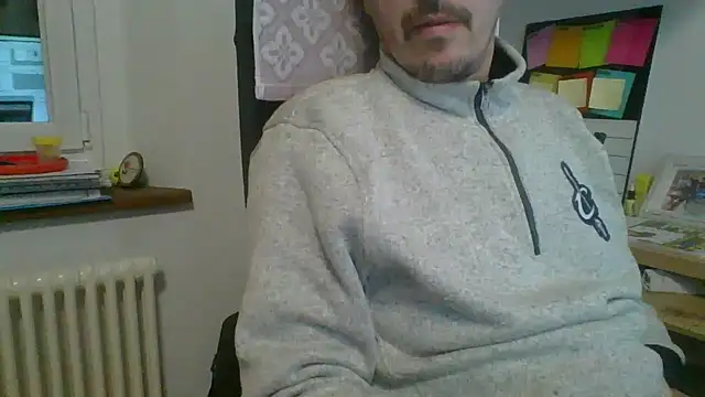 Snapshot of Kawayleo chatting on 01-10-26, 05:48 Kawayleo online show from 01-10-26, 05:48