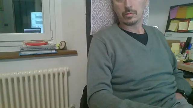 Snapshot of Kawayleo chatting on 03-01-26, 05:04 Kawayleo online show from 03-01-26, 05:04