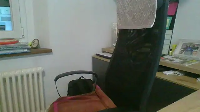 Snapshot of Kawayleo chatting on 03-03-26, 10:32 Kawayleo online show from 03-03-26, 10:32