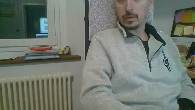 Snapshot of Kawayleo chatting on 03-09-26, 09:24 Kawayleo online show from 03-09-26, 09:24