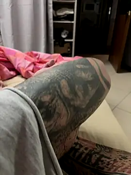 Sexy-feet78 online show from 11-06-25, 10:32