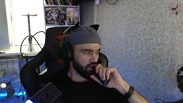 Nik Namee online show from 10-13-25, 11:21